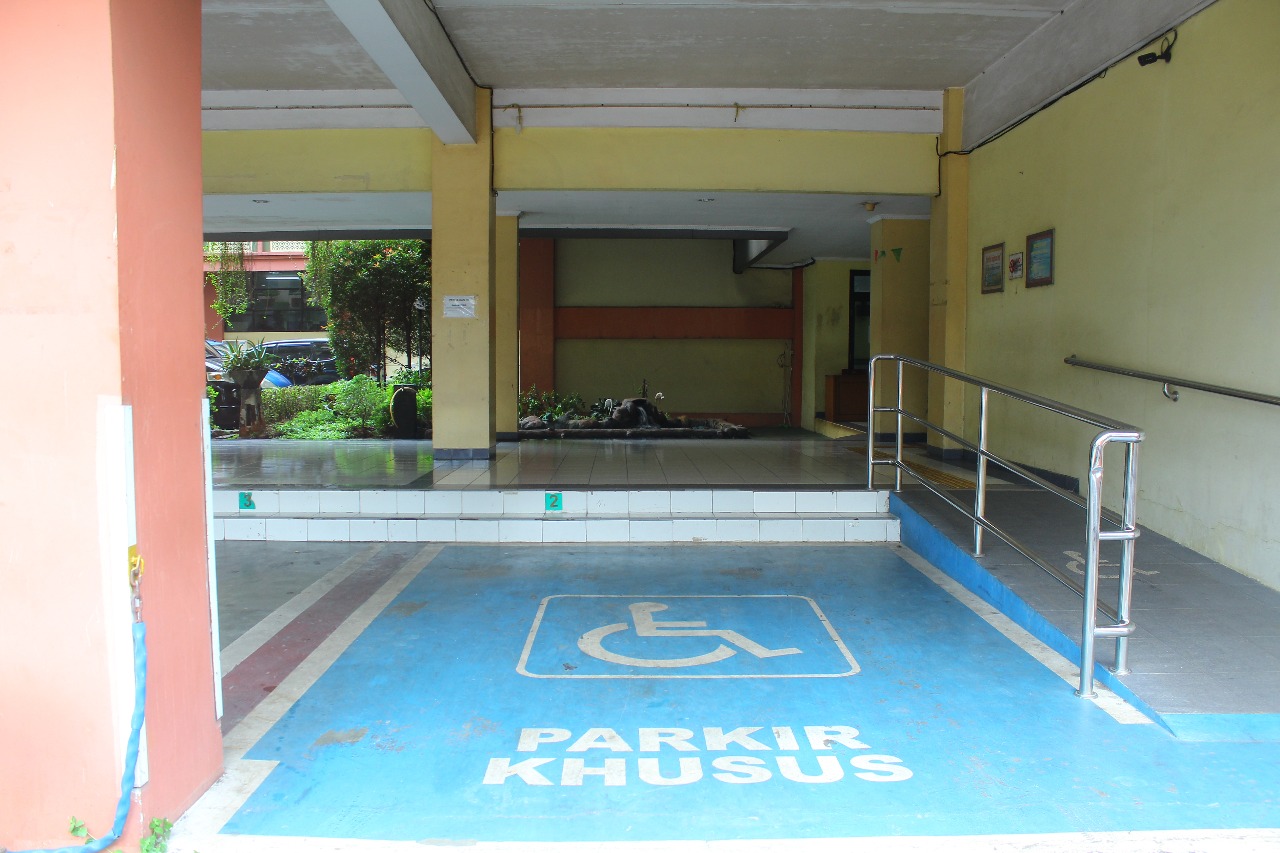 Parkir Khusus